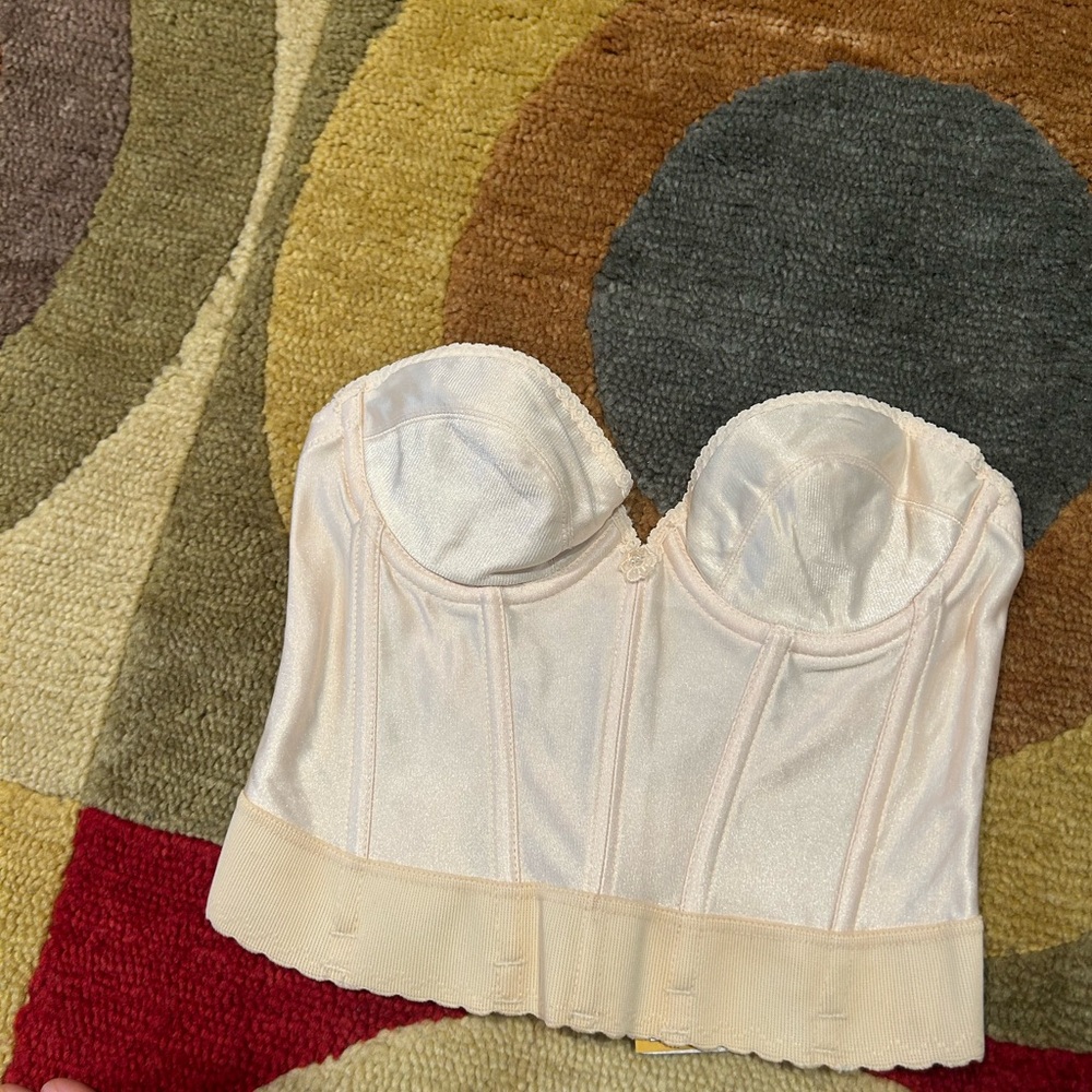 Carnival Vintage Retro Corset Top Bustier Top Bra Beige Nude Underwire Size 34B